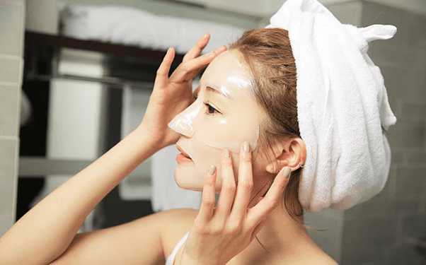 Skincare trước khi đi ngủ mang lại nhiều lợi ích cho da.