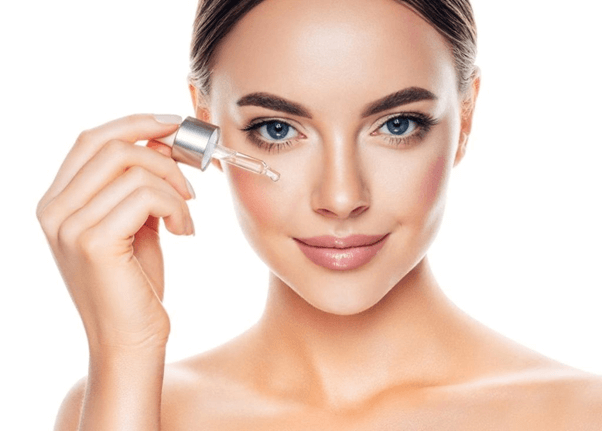 Sử Dụng Serum Nâng Cơ Mặt