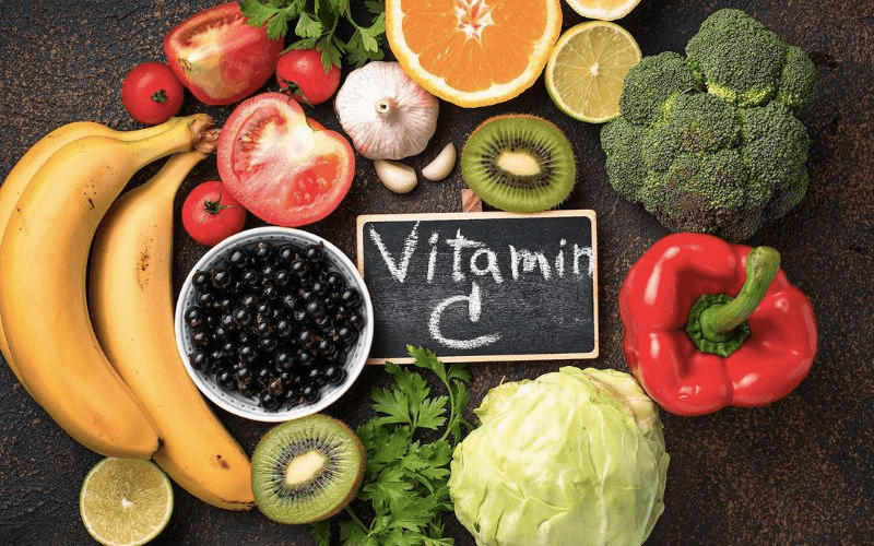 Sau khi tiêm filler nên ăn nhiều hoa quả giàu vitamin C